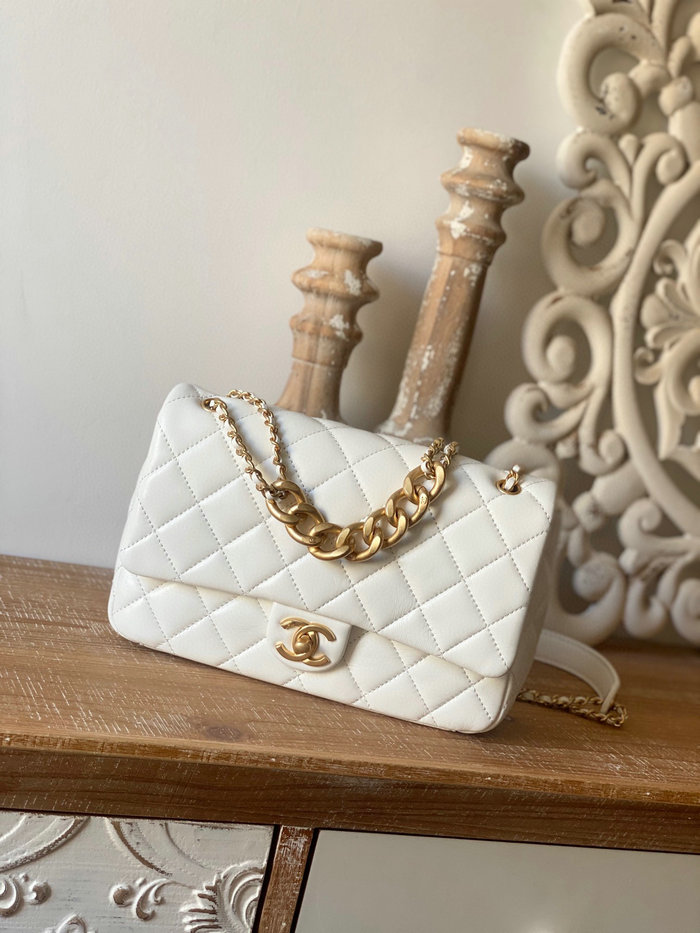 Chanel Lambskin Flap Bag White AS3110