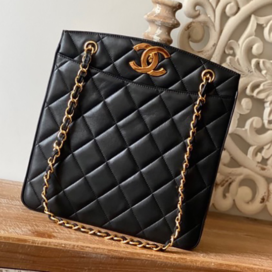 Chanel Lambskin Shoulder Bag Black A99