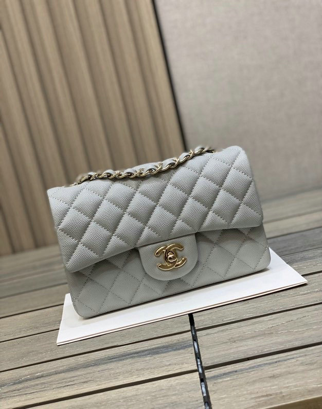 Classic Chanel Grained Calfskin Small Flap Bag Grey CF1116