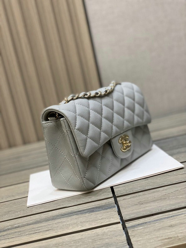 Classic Chanel Grained Calfskin Small Flap Bag Grey CF1116