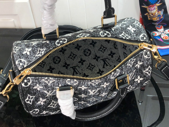 Louis Vuitton Speedy Bandouliere 25 Black M59609