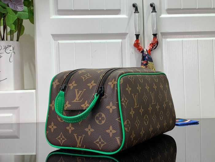 Louis Vuitton DOPP KIT Green M46253