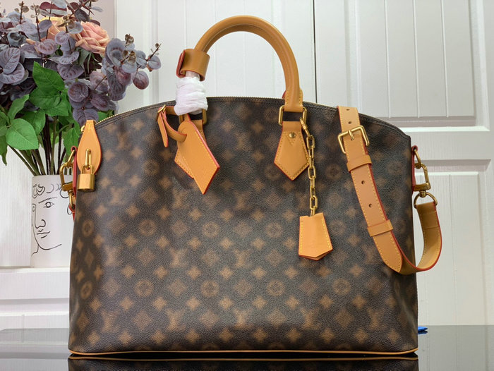 Louis Vuitton LOCK IT M46240