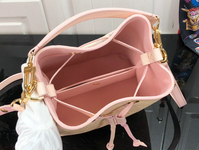 Louis Vuitton Neonoe BB Pink M46173