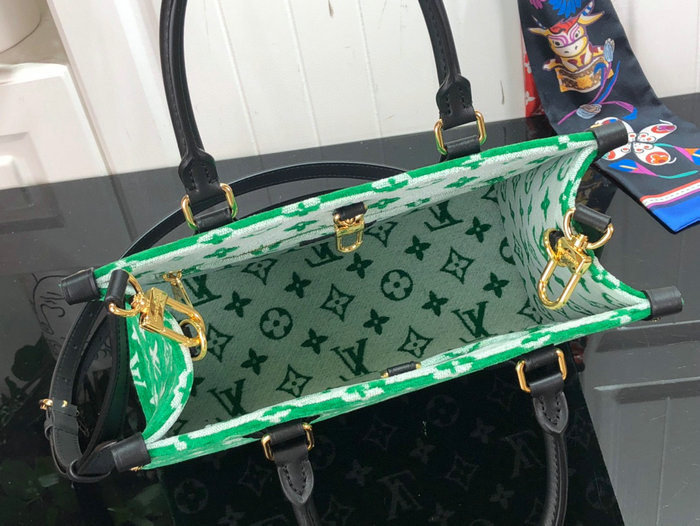 Louis Vuitton ONTHEGO PM Green M46216