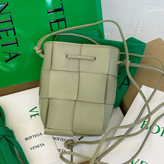 Bottega Veneta Cassette Mini Bucket Bag Green B62081