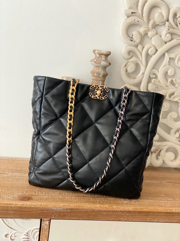 CHANEL 19 SHOPPING BAG Black AS3519