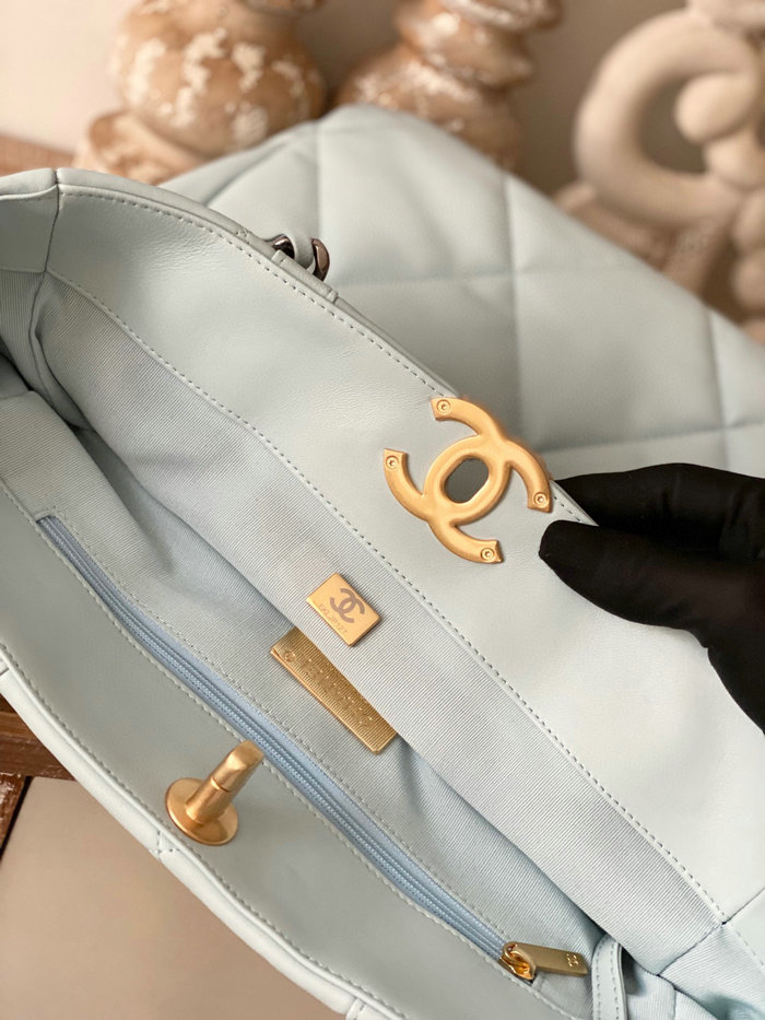 CHANEL 19 SHOPPING BAG Blue AS3519