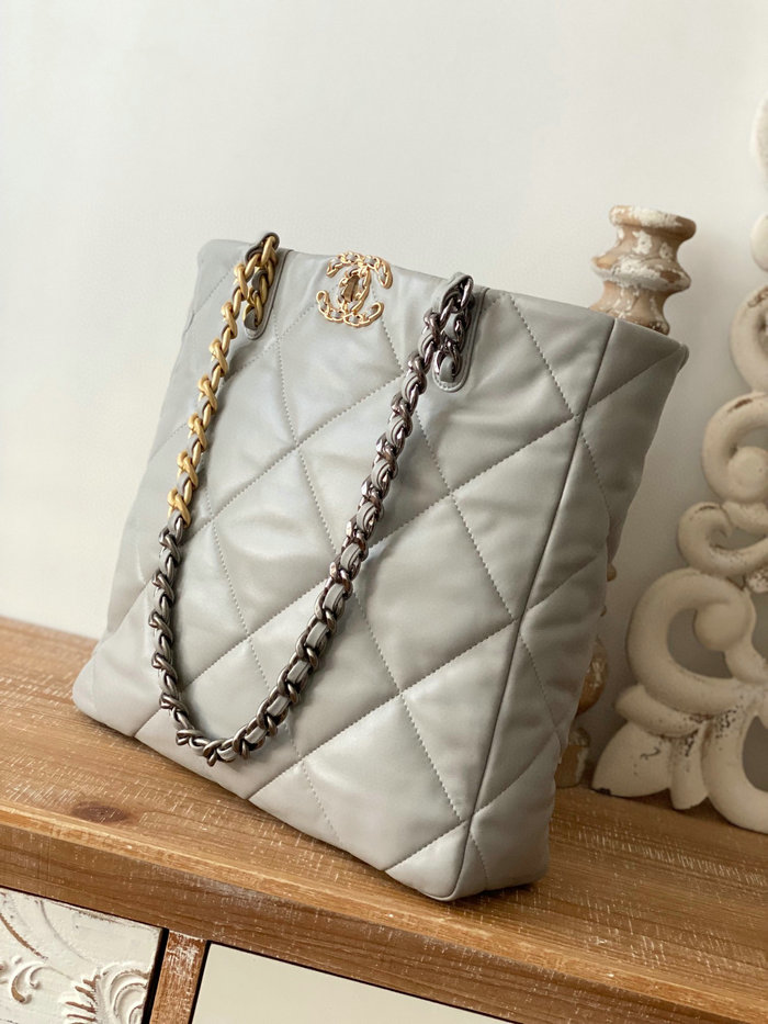 CHANEL 19 SHOPPING BAG Grey AS3519