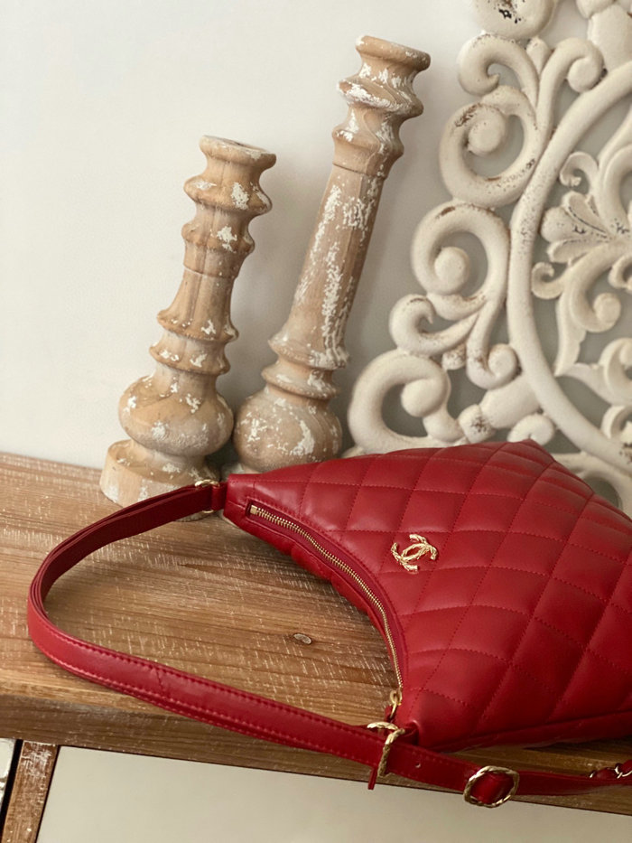 Chanel Maxi Hobo Bag Red AS3488