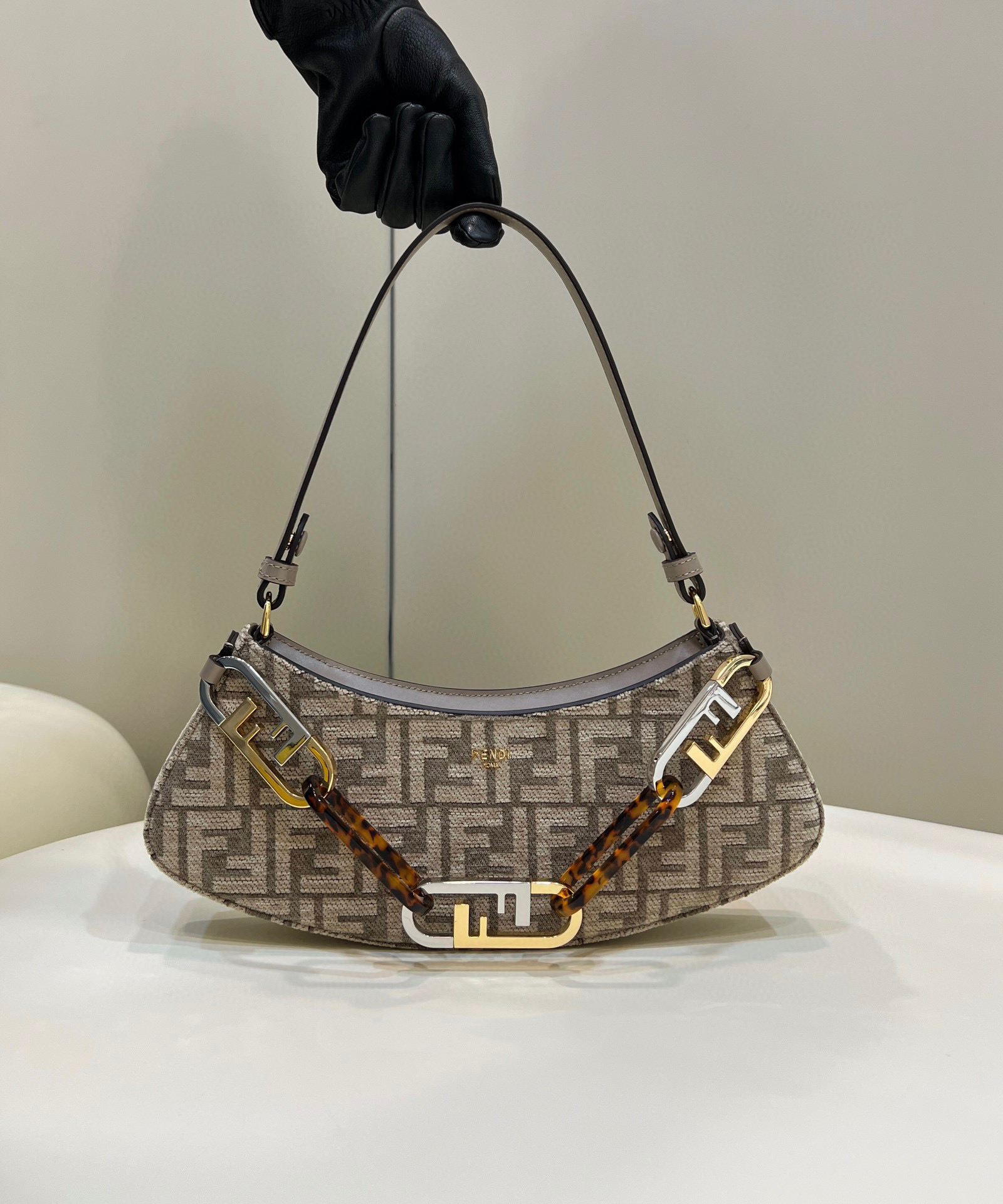 Fendi O'Lock Swing Bag F8573