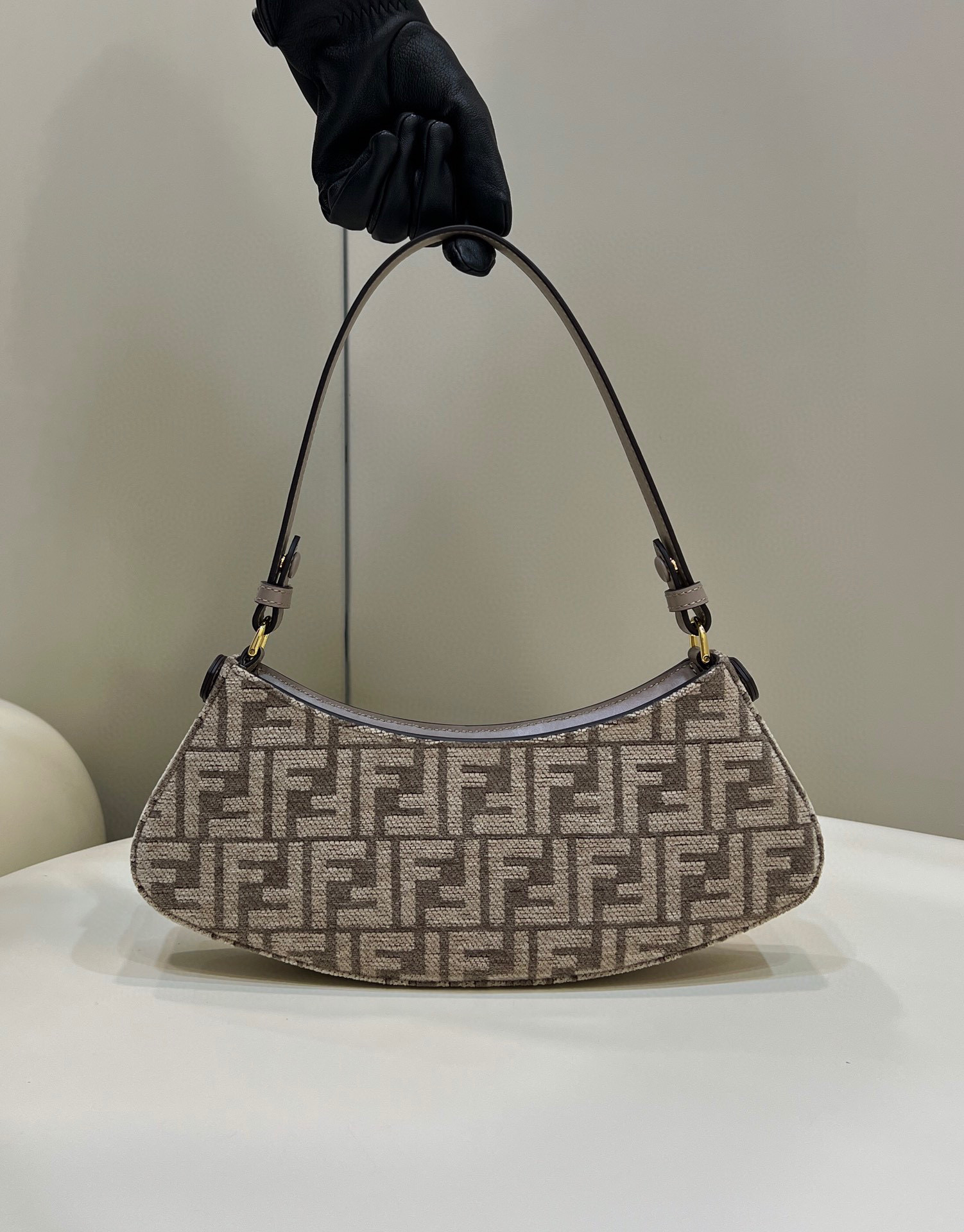 Fendi O'Lock Swing Bag F8573