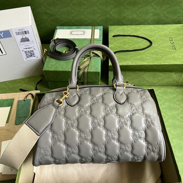 Gucci GG Matelasse leather medium bag Grey 702242