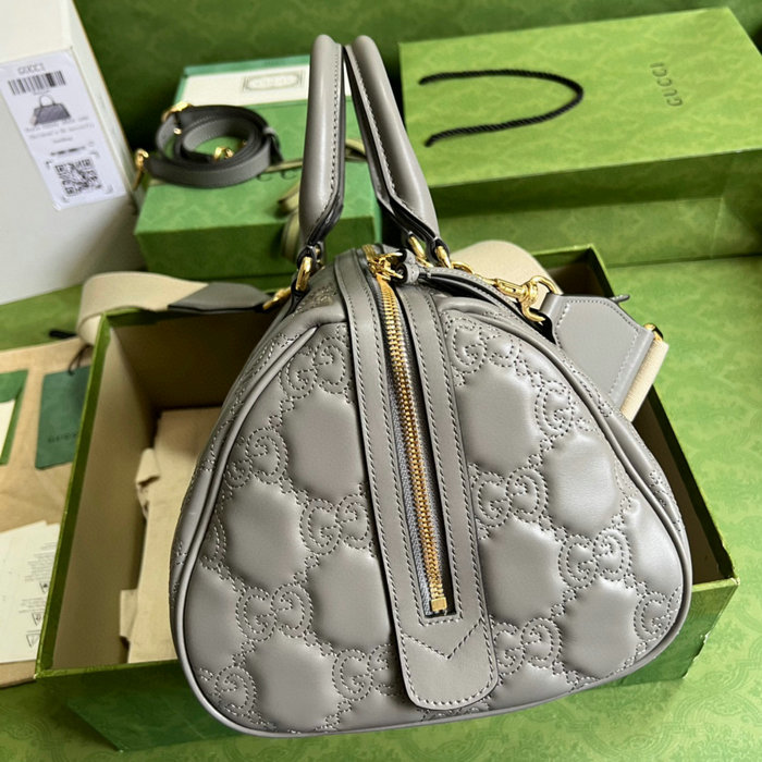 Gucci GG Matelasse leather medium bag Grey 702242