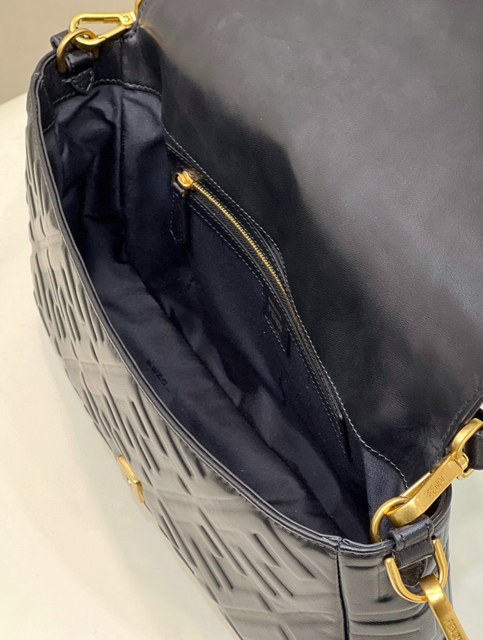 Fendi Baguette Leather Bag Black F0192