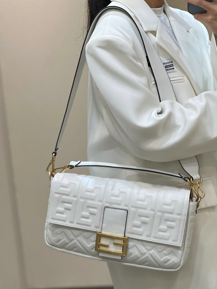 Fendi Baguette Leather Bag White F0192