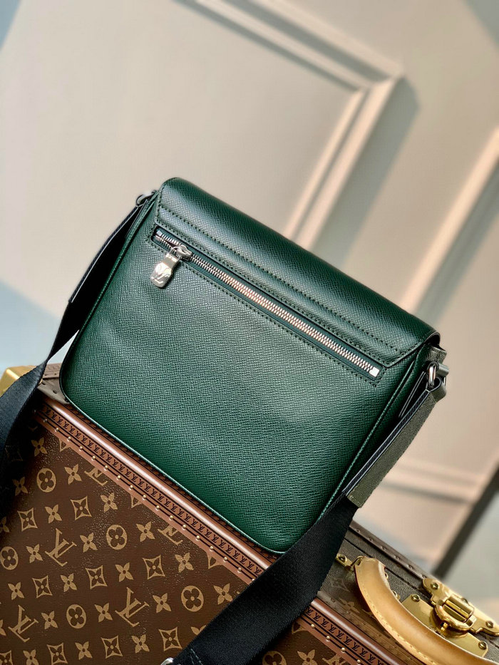 Louis Vuitton DISTRICT PM Green M30861