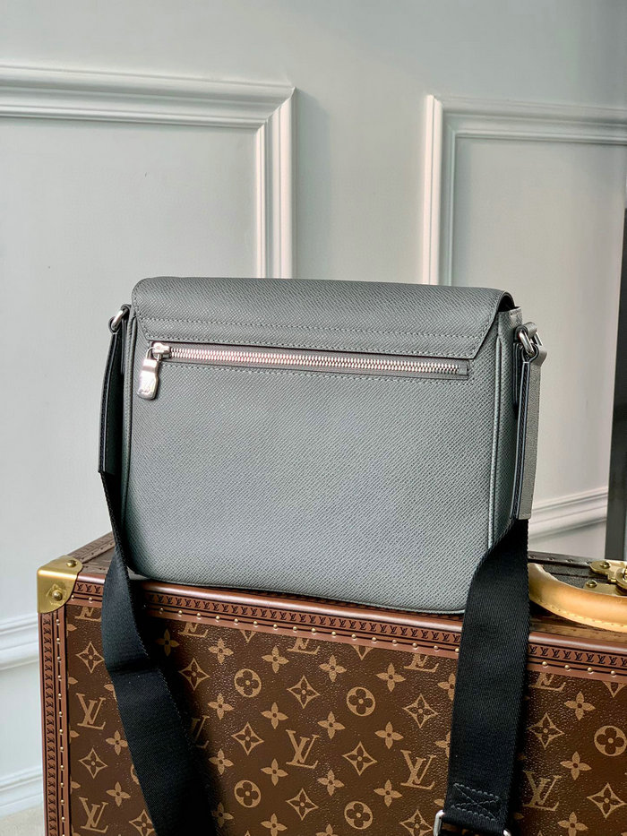 Louis Vuitton DISTRICT PM Grey M30861