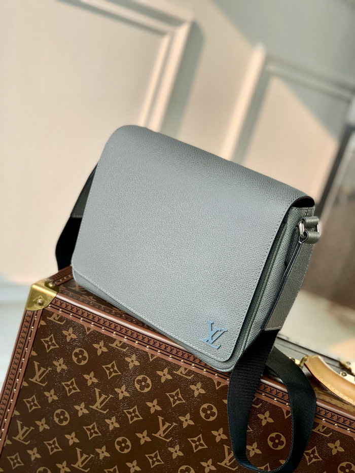 Louis Vuitton DISTRICT PM Grey M30861