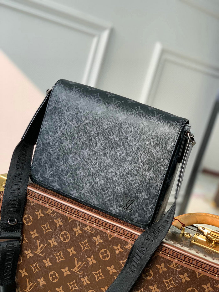 Louis Vuitton DISTRICT PM M46255