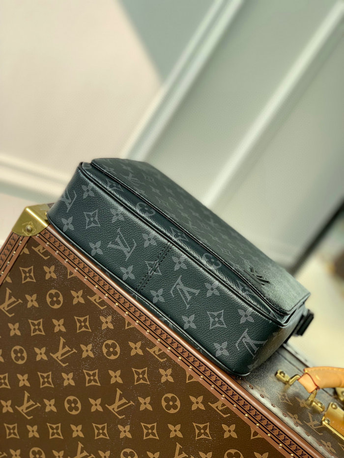 Louis Vuitton DISTRICT PM M46255