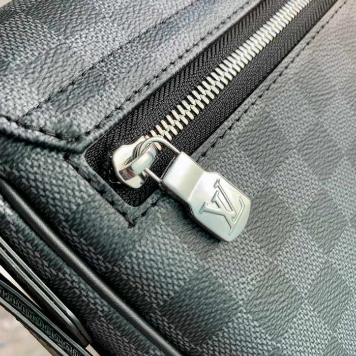 Louis Vuitton DISTRICT PM N42710