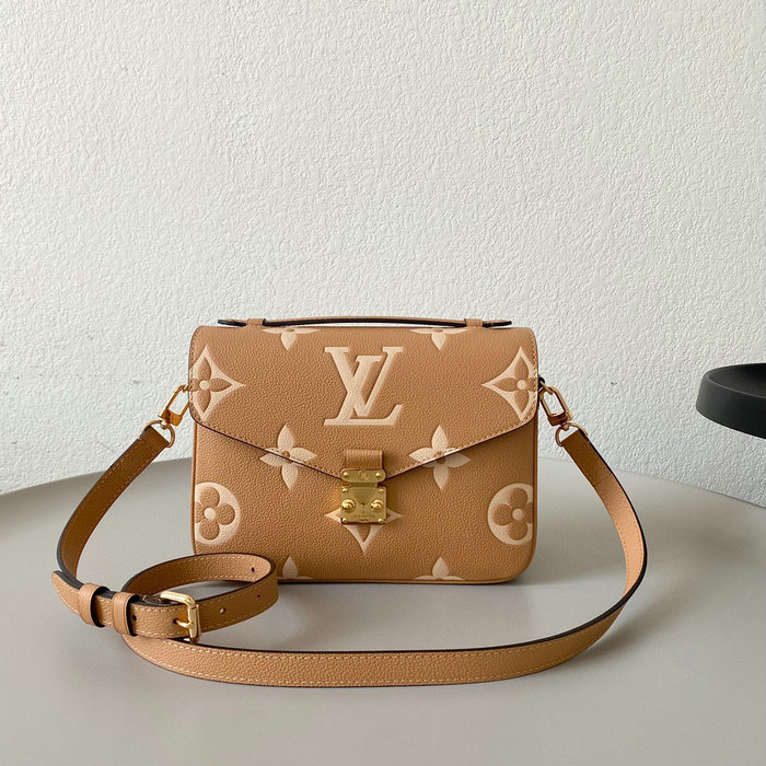 Louis Vuitton Pochette Metis Arizona Beige M45809