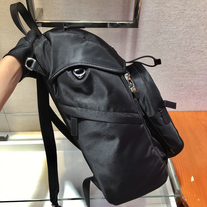 Prada Re-Nylon and Saffiano leather backpack 2VZ135