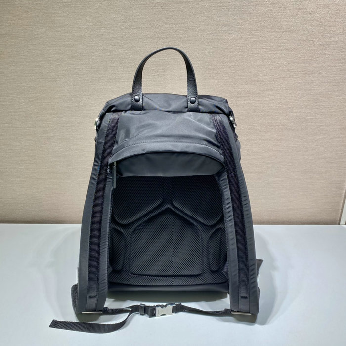 Prada Re-Nylon and Saffiano leather backpack with hood 2VZ135