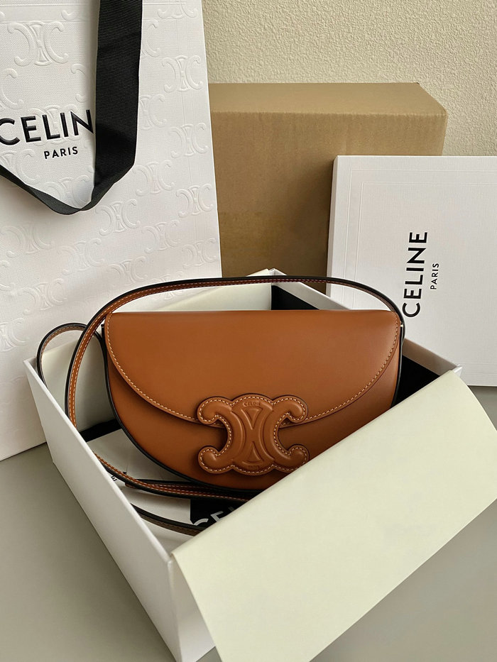 Celine Besace Cuir Triomphe Tan C35117