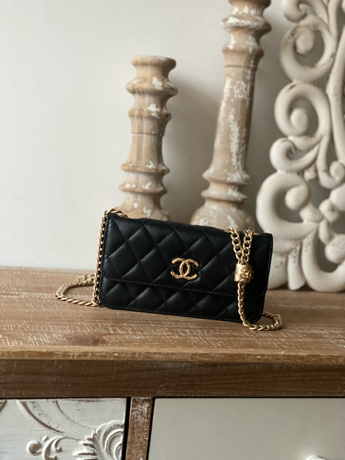 Chanel Lambskin Chain Wallet Black AP81224