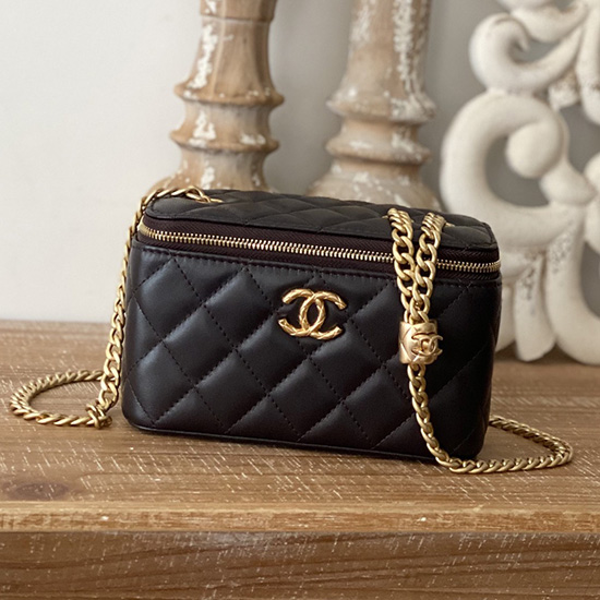 Chanel Mini Shoulder Bag Burgundy AS81222