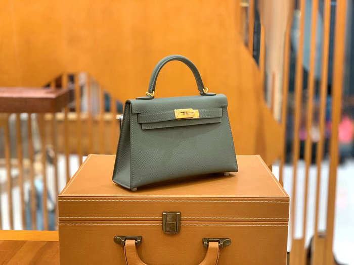 Hermes Mini Kelly II Bag Vert Amande H82401