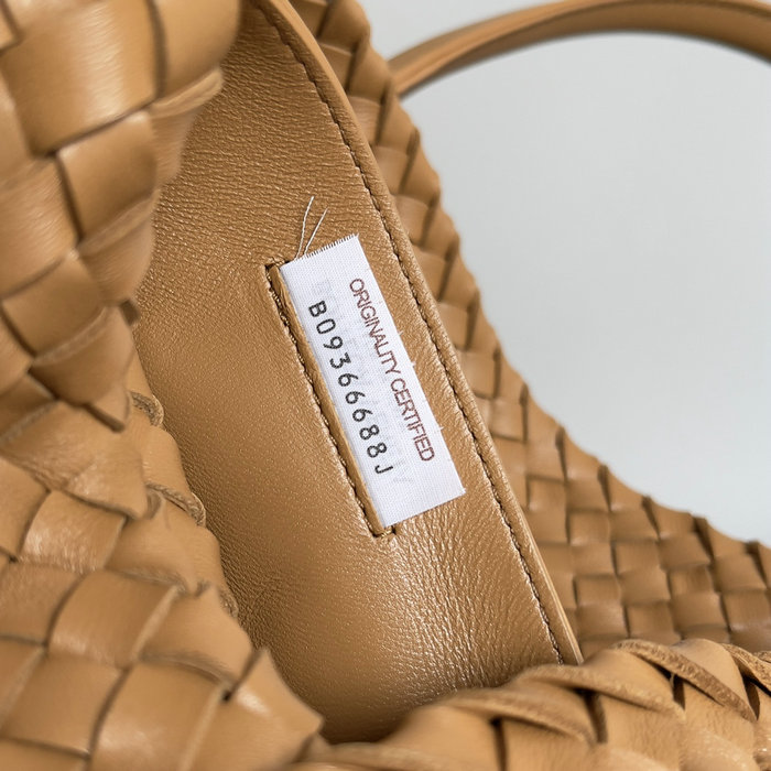 Bottega Veneta Medium Cabat Caramel B608810