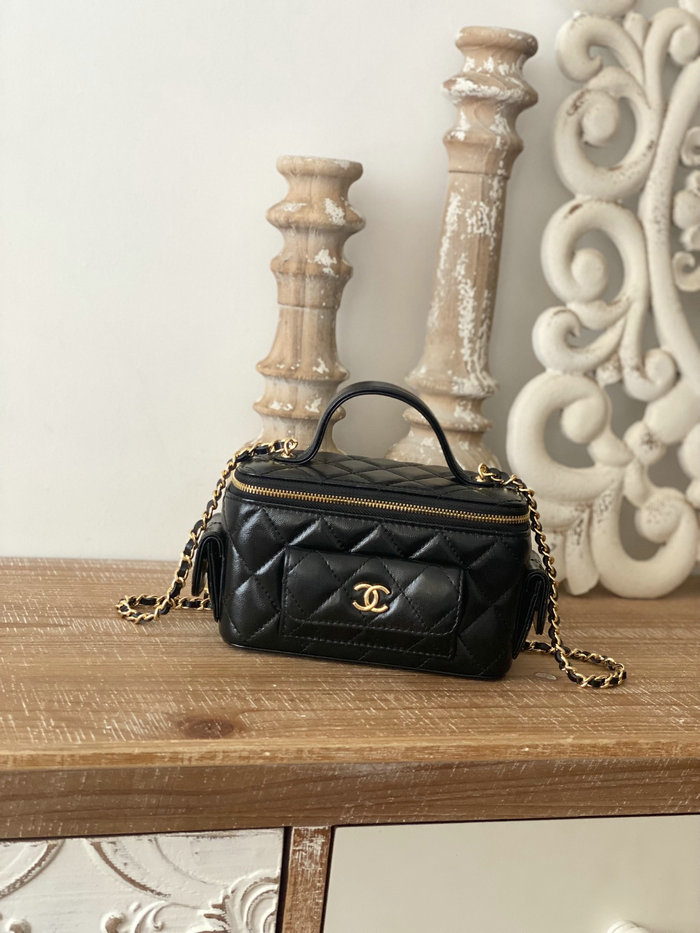 Chanel Mini Leather Shoulder Bag Black AP81231