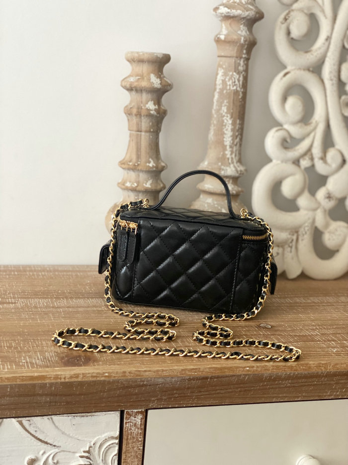 Chanel Mini Leather Shoulder Bag Black AP81231