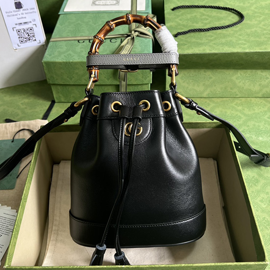 Gucci Diana Mini Bucket Bag Black 724667