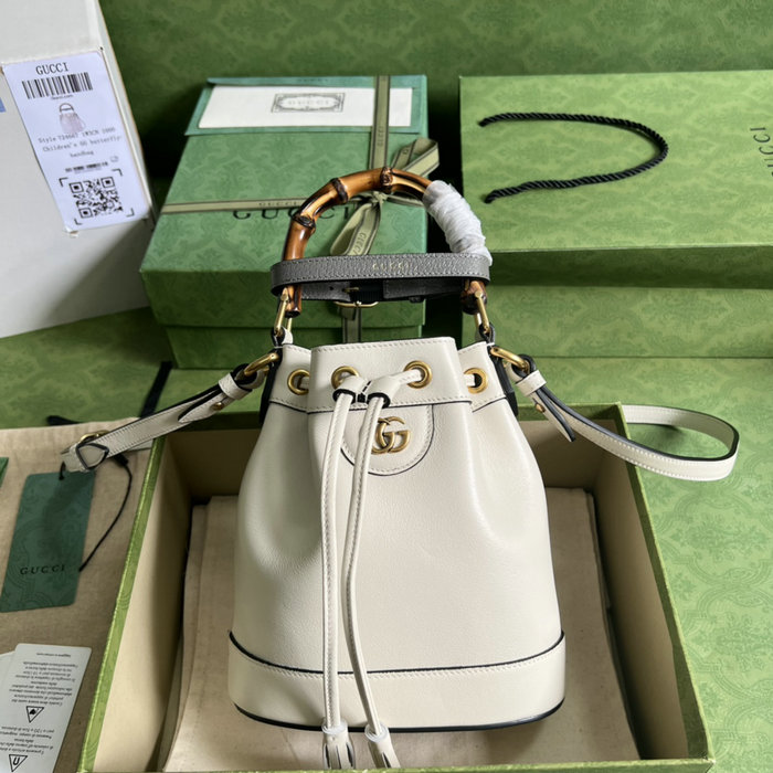 Gucci Diana Mini Bucket Bag White 724667