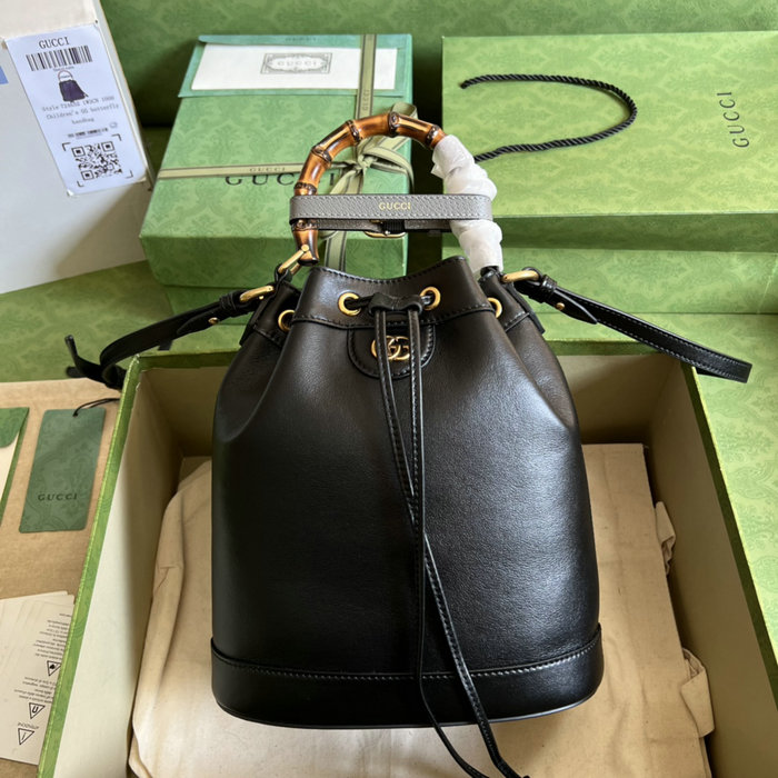 Gucci Diana Small Bucket Bag Black 724652