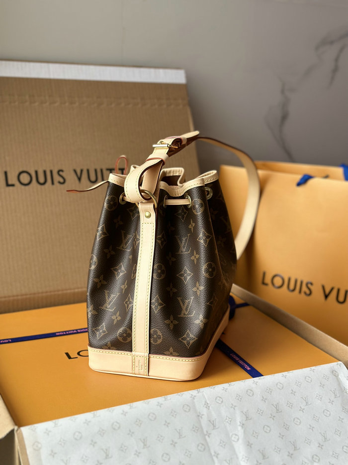 Louis Vuitton Monogram Canvas Noe BB M40817