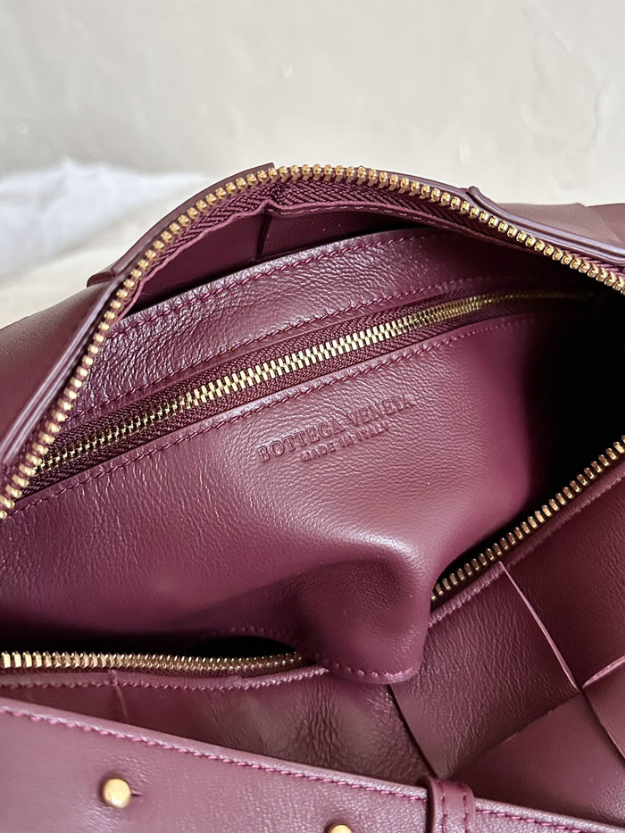 Bottega Veneta Brick Cassette Burgundy B709360
