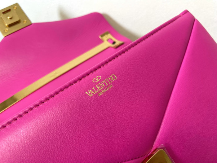 Valentino Small One Stud Handbag Pink V1187