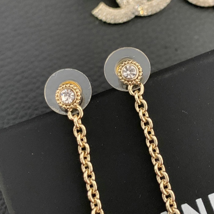 Chanel Earrings CE04