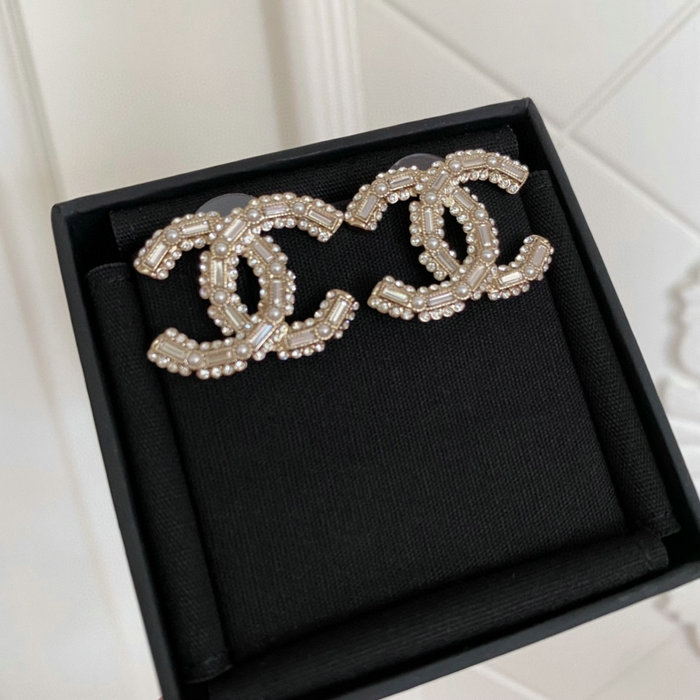 Chanel Earrings CE05