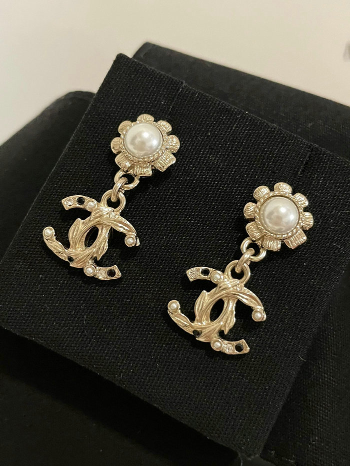 Chanel Earrings CE07