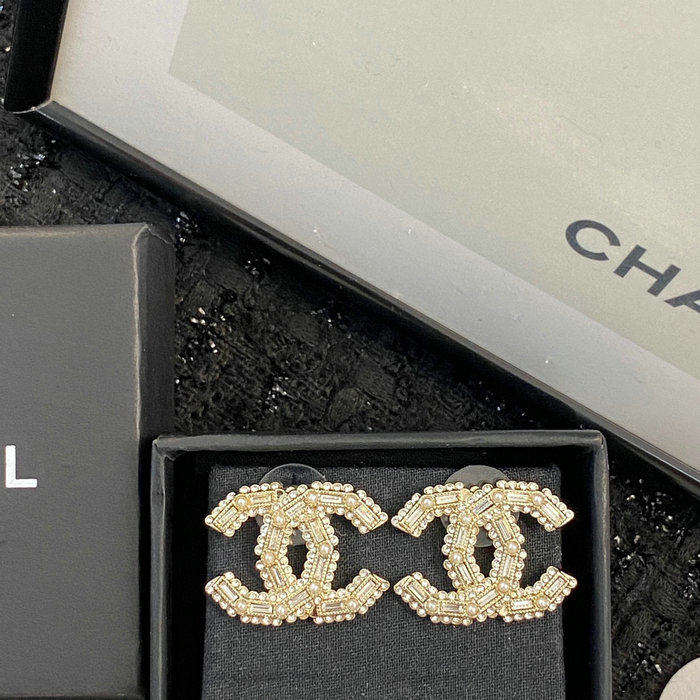 Chanel Earrings CE10