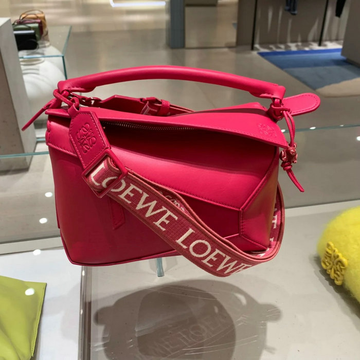 Loewe Small Puzzle Edge Leather Bag Pink L02231