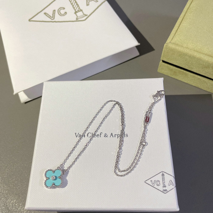 VAC Necklace VN02