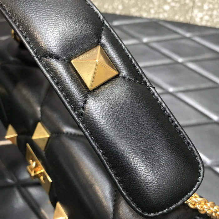 Valentino Medium Roman Stud The Shoulder Bag Black VM1189