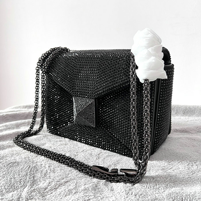 Valentino One Stud Rhinestone Embroidery Small Bag Black V0137